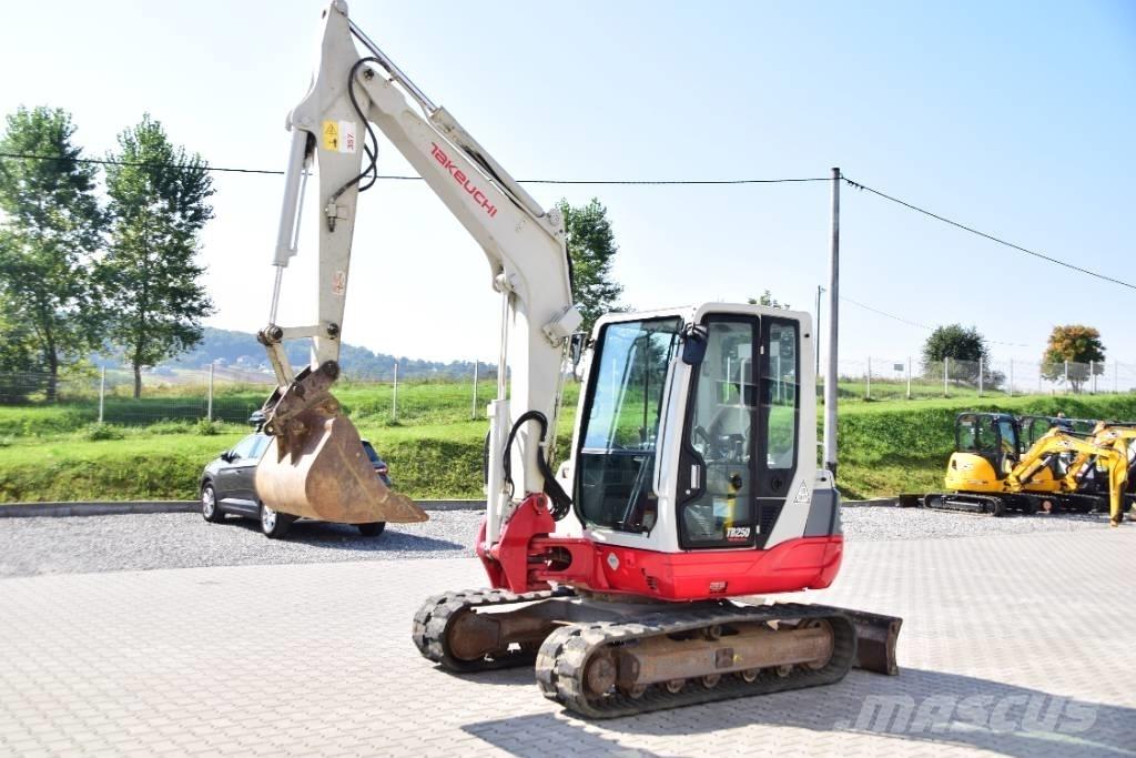 Takeuchi TB250 , A/C Mini excavators < 7t