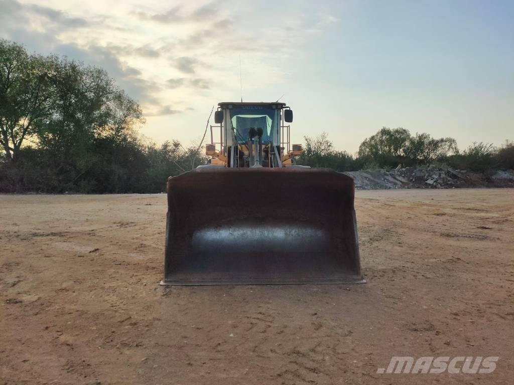 Volvo L 110 G Crawler FEL's