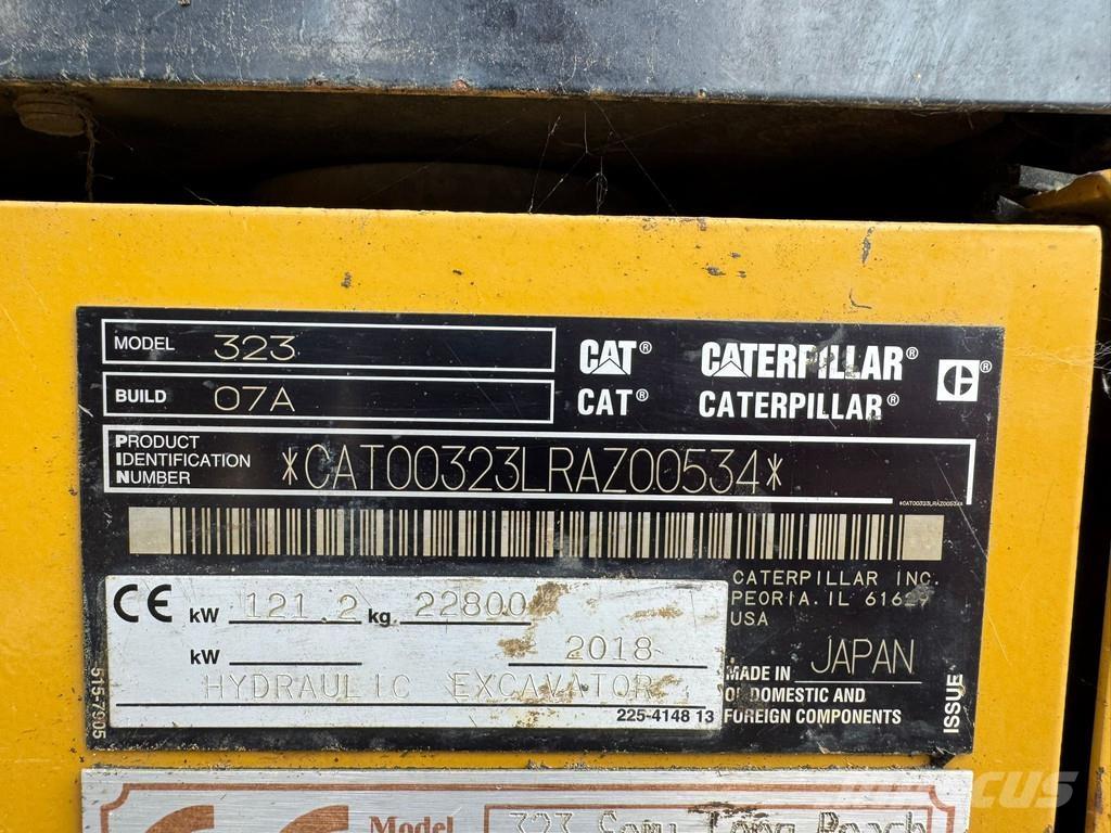 CAT 323 Crawler excavators