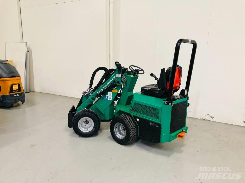 Stama D330 Mini loaders