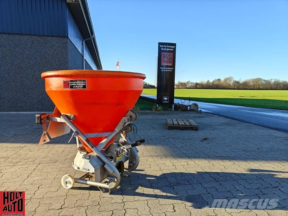 Matev - GMR SPR - IX 400 Sand and salt spreaders