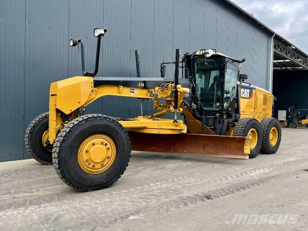 CAT 140M2 AWD Graders