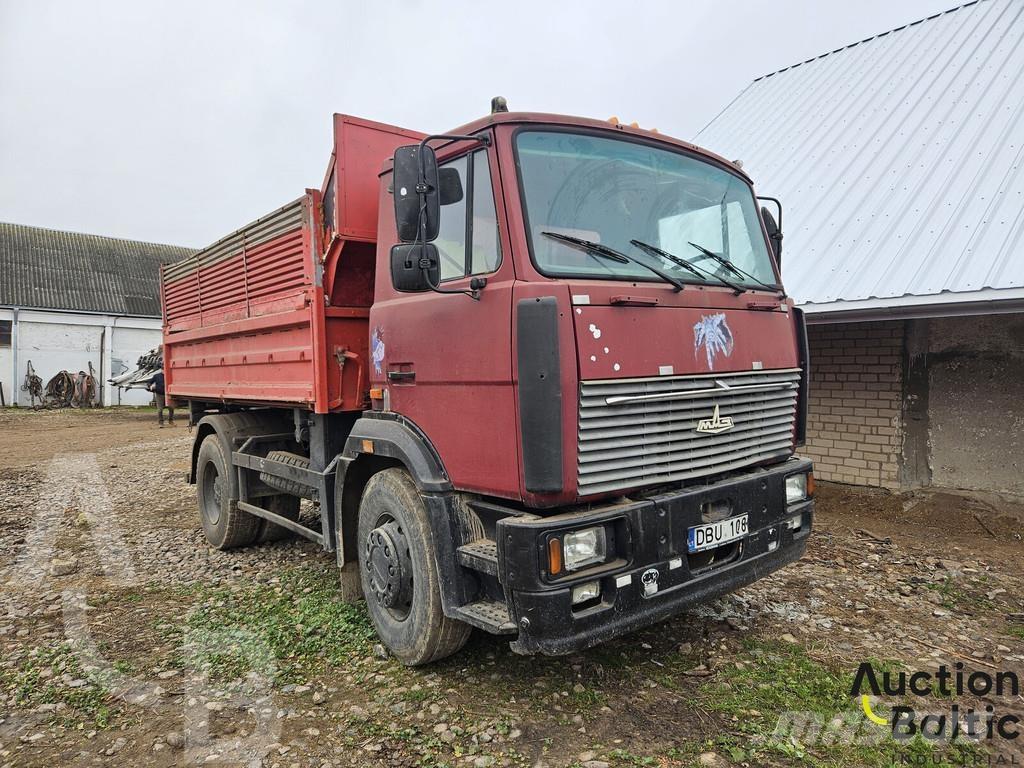 MAZ 555132 Tipper trucks