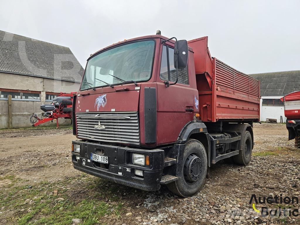 MAZ 555132 Tipper trucks