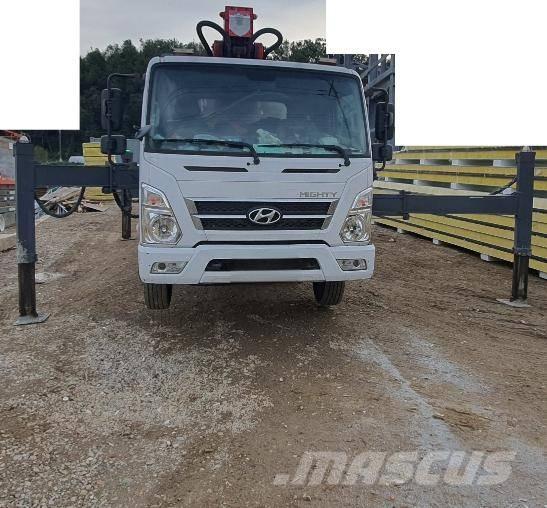 Hansin HS300 Truck mounted aerial platforms