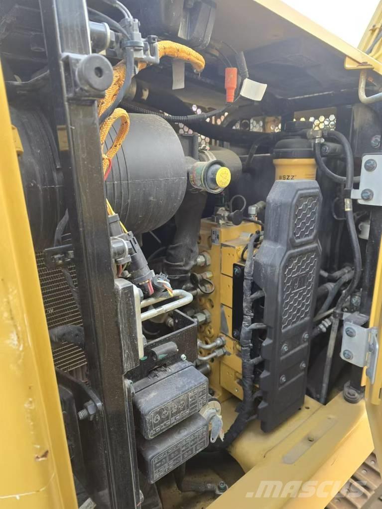 CAT 306 Mini excavators < 7t