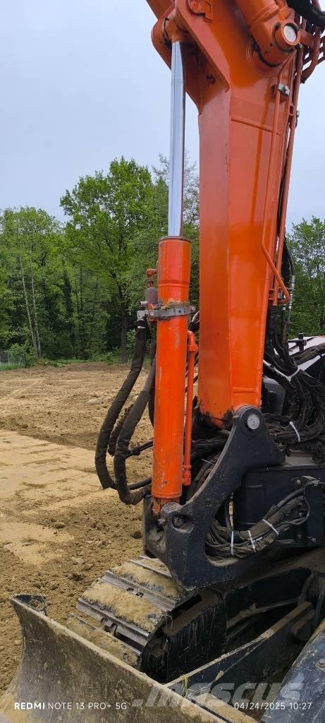Hitachi Zaxis 85 USB Midi excavators  7t - 12t