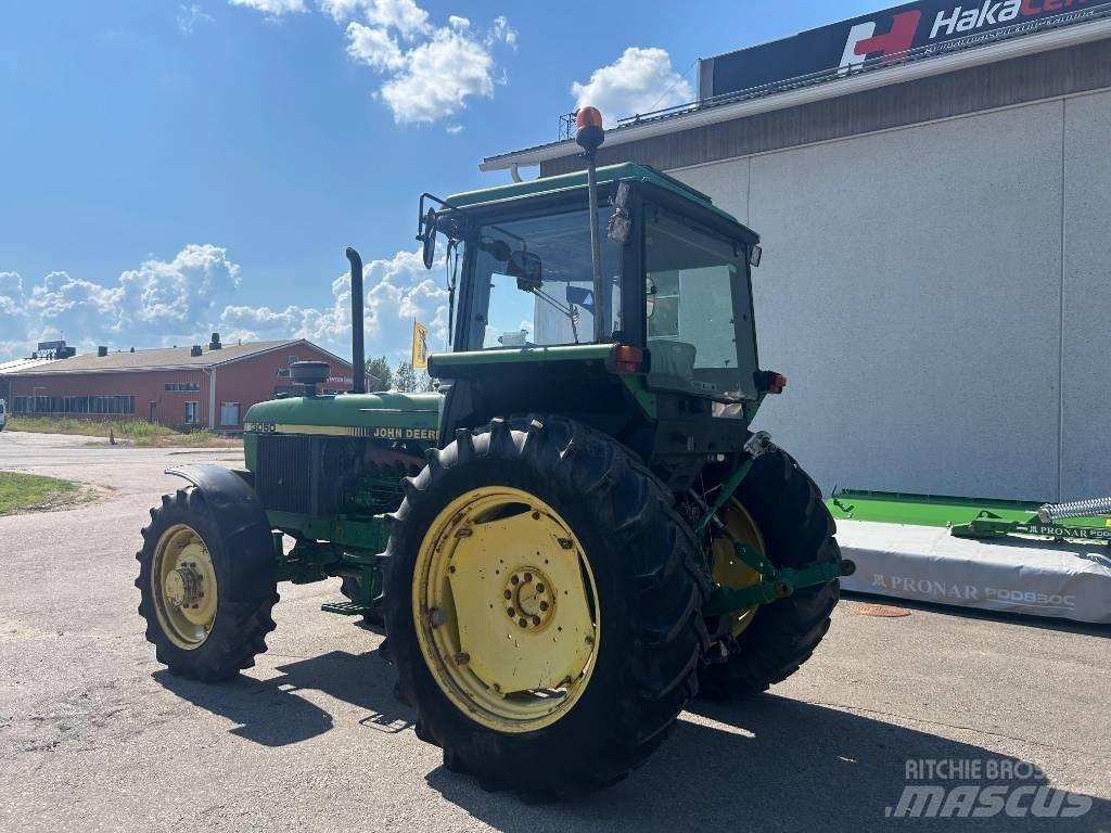John Deere 3050 Tractors
