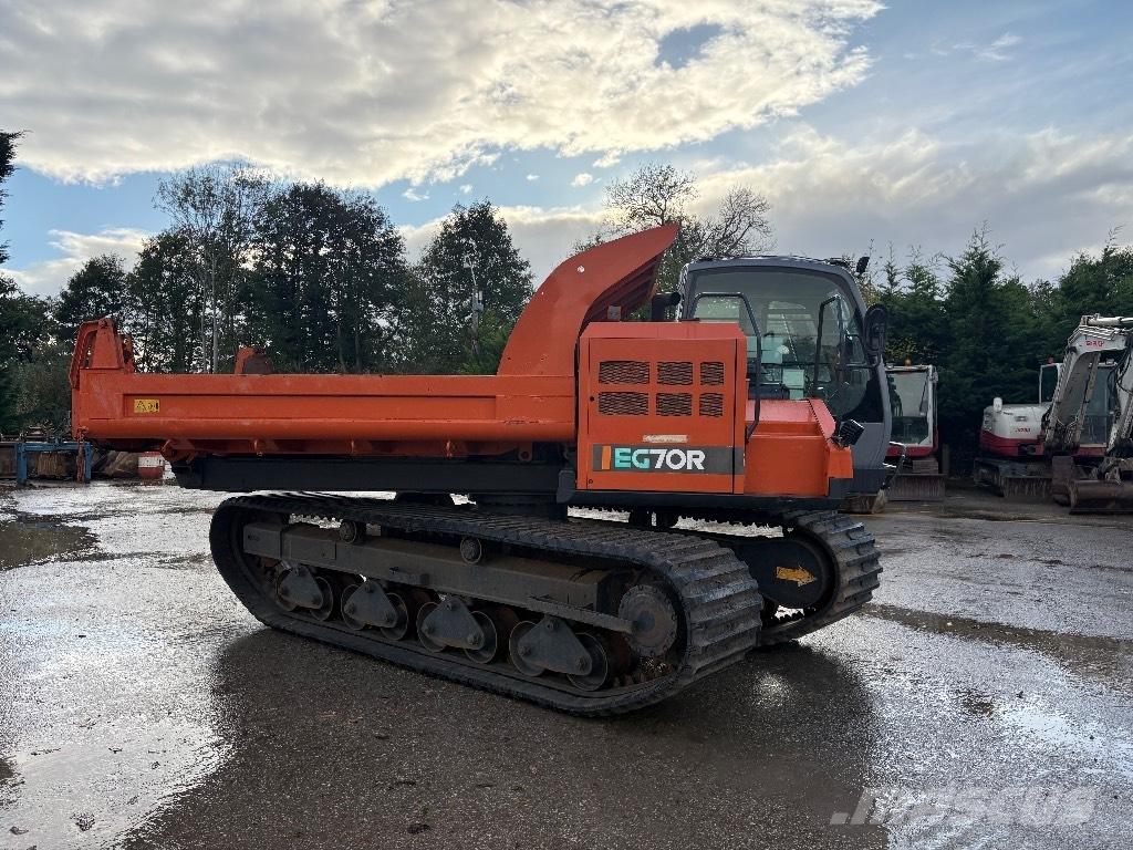 Hitachi EG 70 R Tracked dumpers
