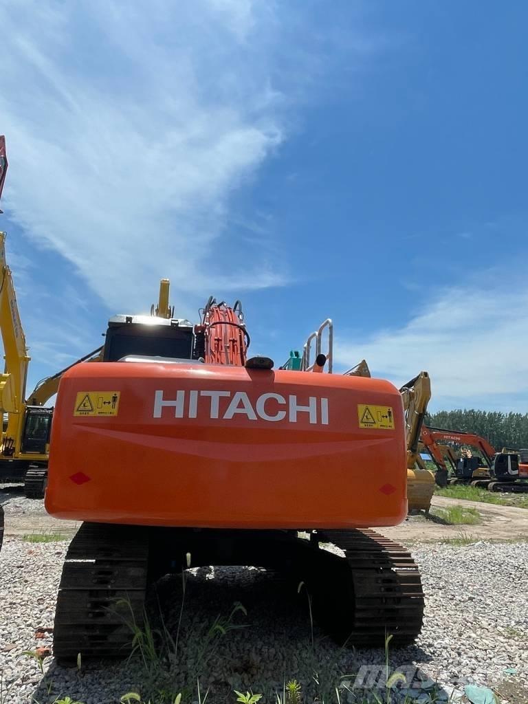 Hitachi ZX200 Crawler excavators