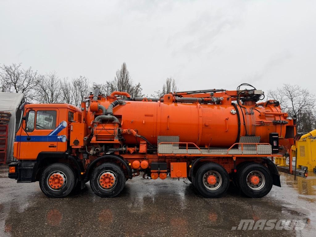 MAN 32.402 VF 8x4 Sewage disposal Trucks