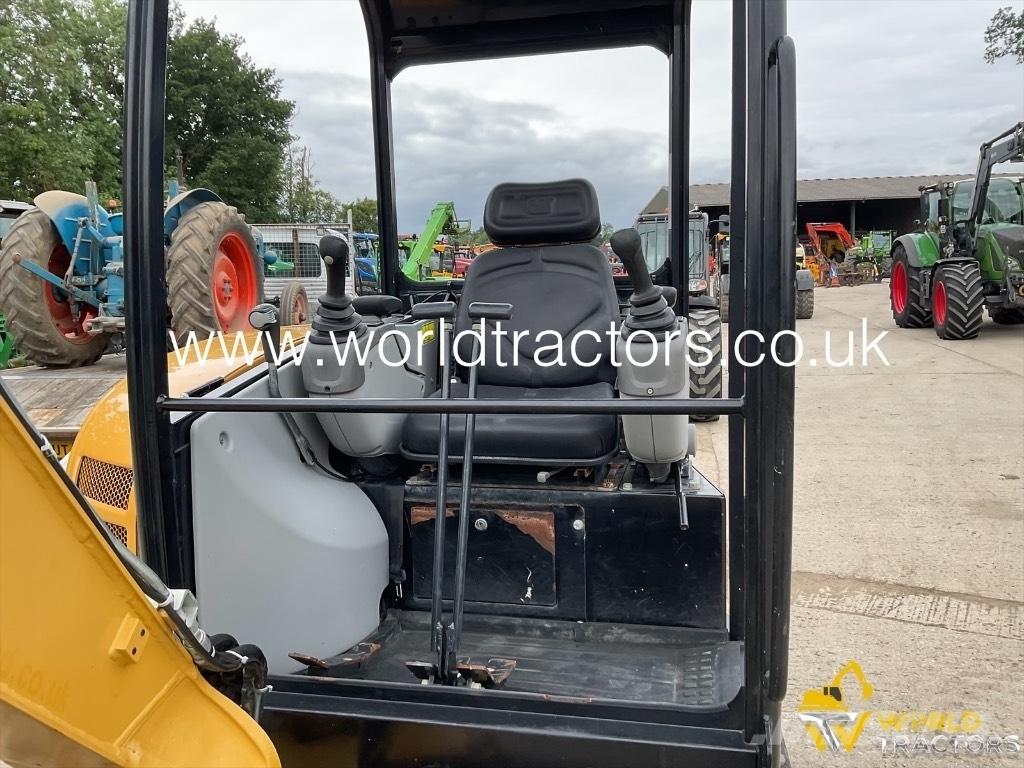 CAT 302.7 D CR Mini excavators < 7t