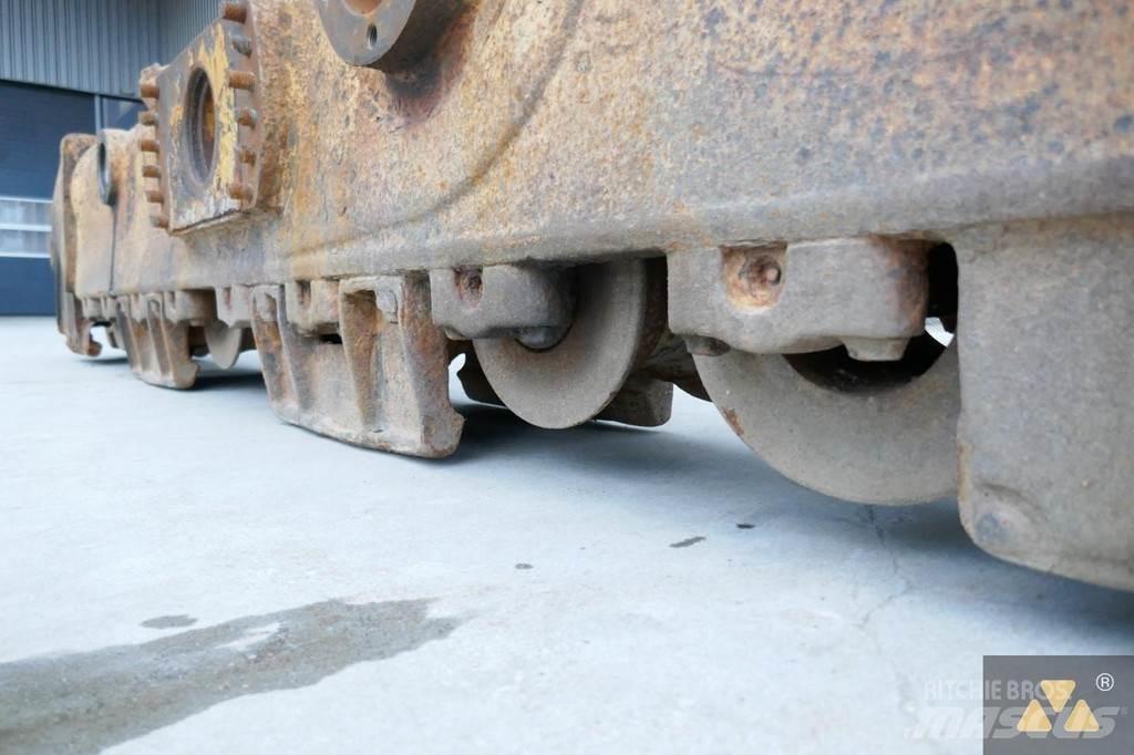 CAT 261-3082 Chassis and suspension