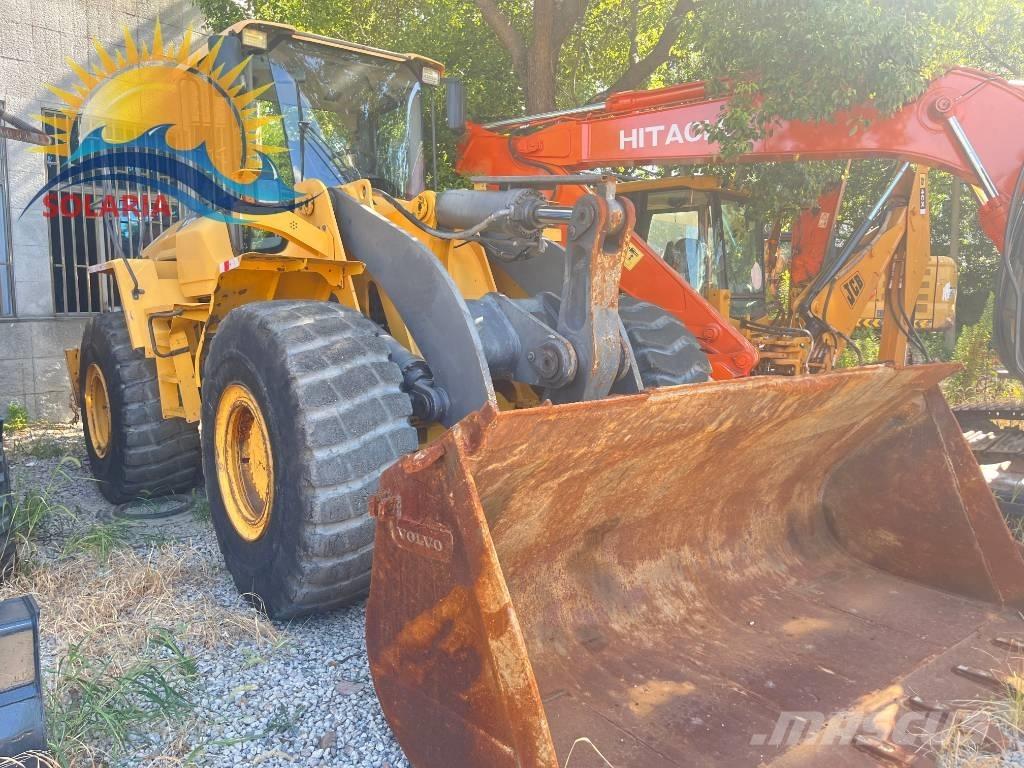 Volvo L 120 Wheel loaders