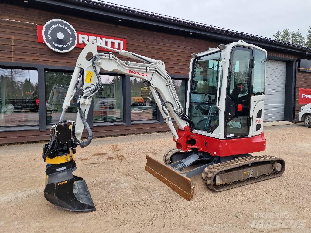 Takeuchi TB 325 R Mini excavators < 7t
