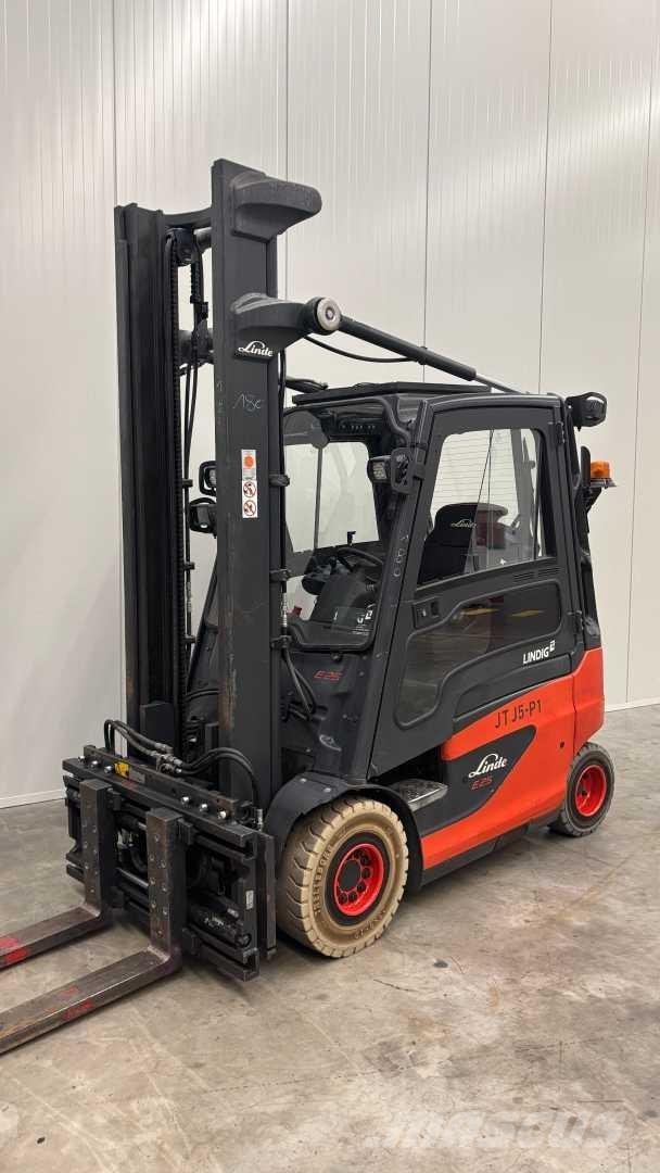 Linde E25 Electric forklift trucks