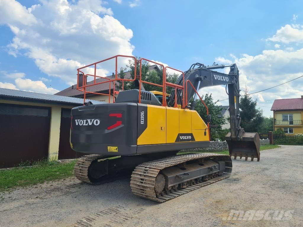 Volvo EC 220 E Crawler excavators