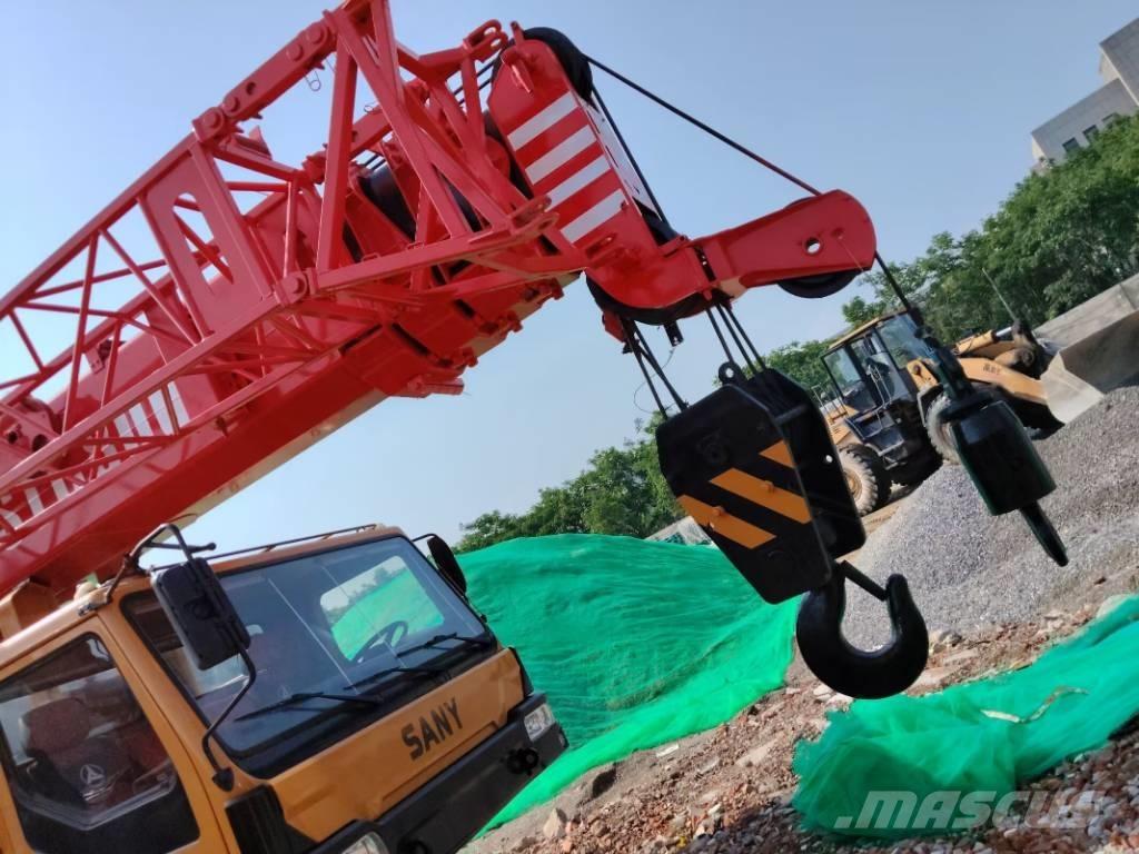 Sany STC 800 All terrain cranes