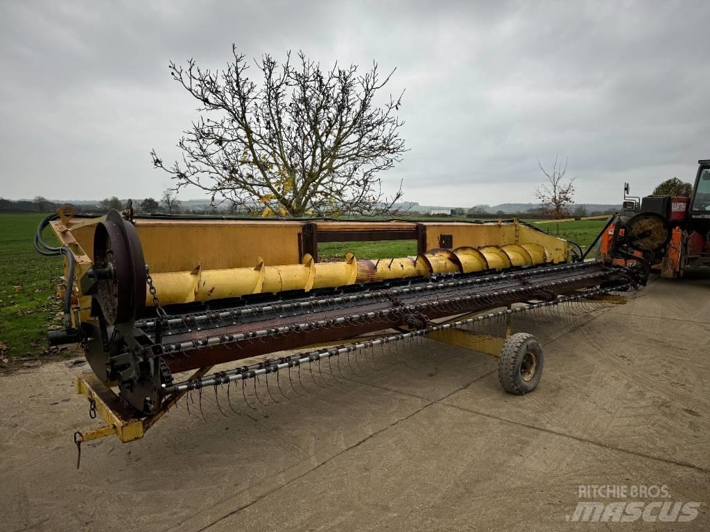  Sund 20Ft Pea Header Combine harvester heads