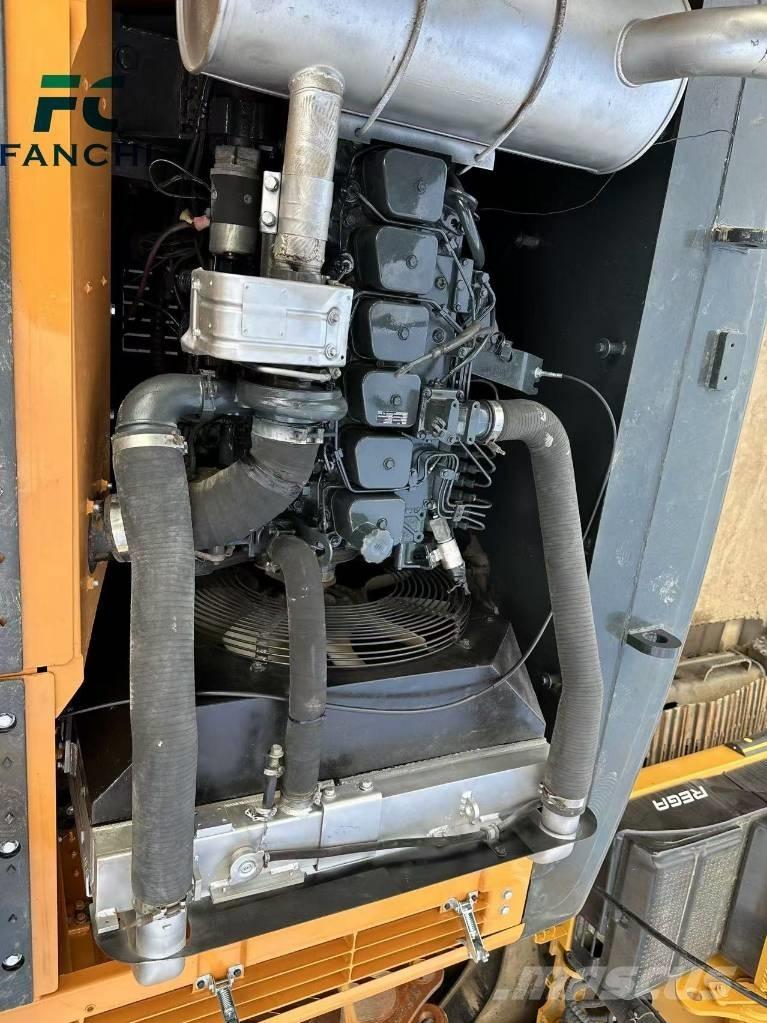 Hyundai 220LC-9S Crawler excavators