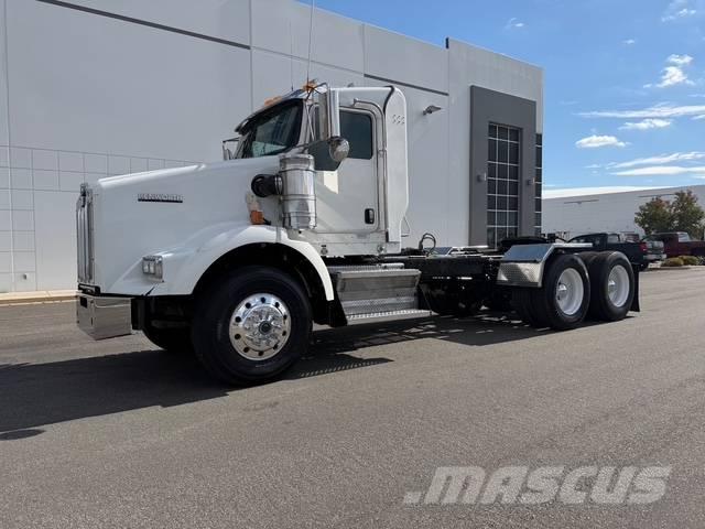 Kenworth T 800 Truck Tractor Units