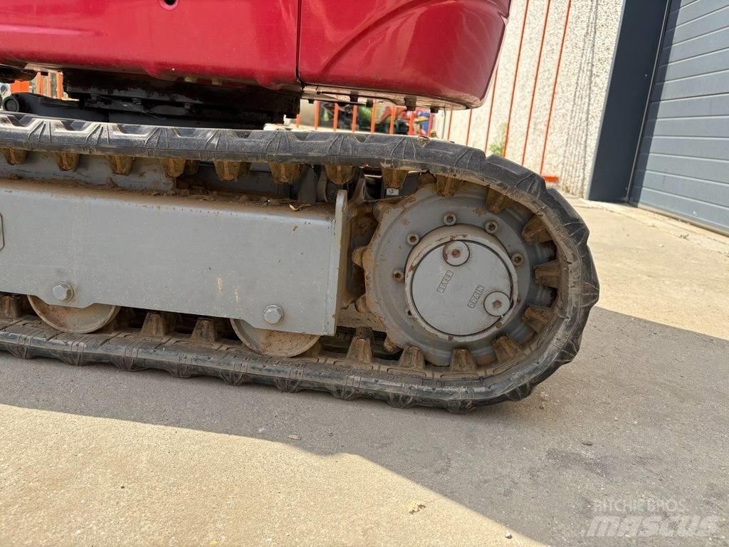 Takeuchi TB 210 R Mini excavators < 7t
