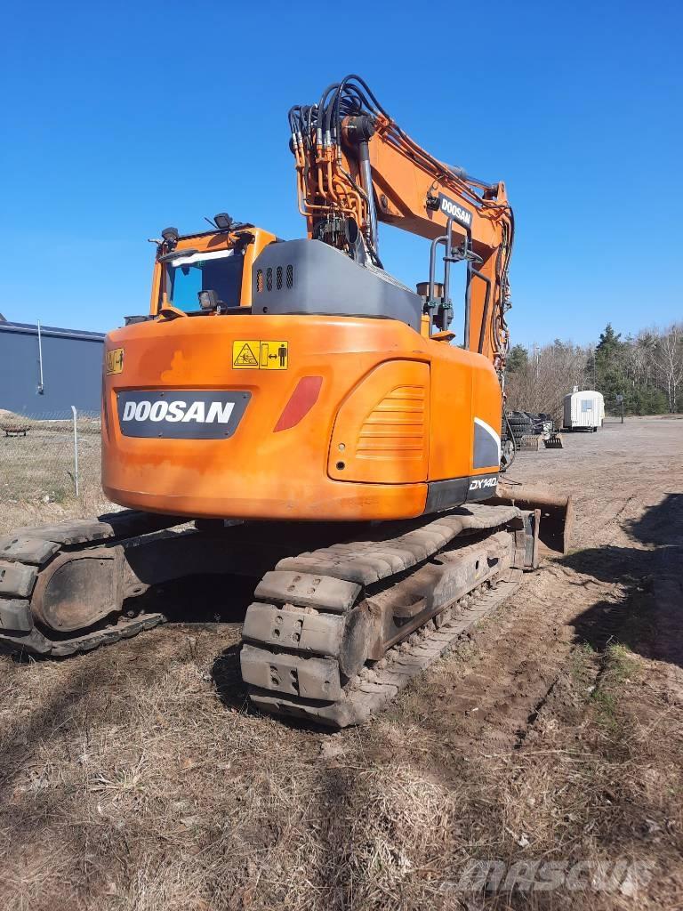 Doosan DX140LCR-5 Crawler excavators