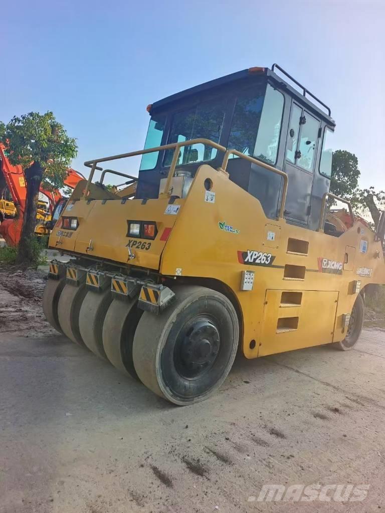 XCMG XP 263 Single drum rollers