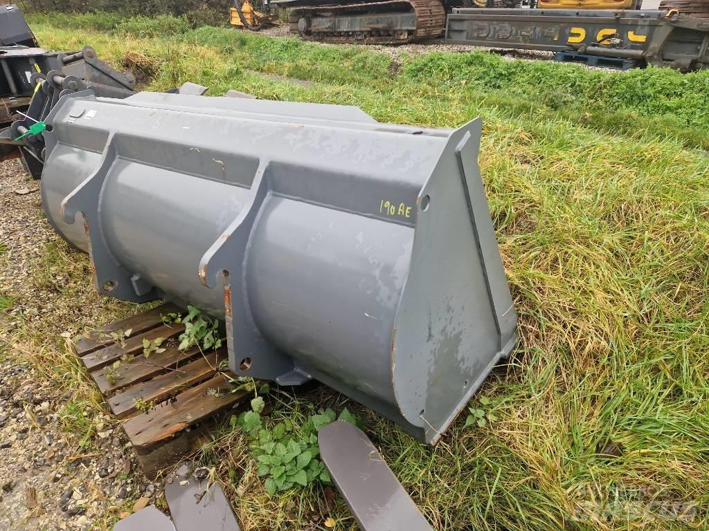 Liebherr skovl Buckets