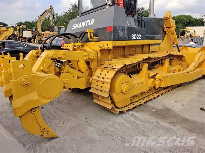 Shantui SD 22 Crawler dozers