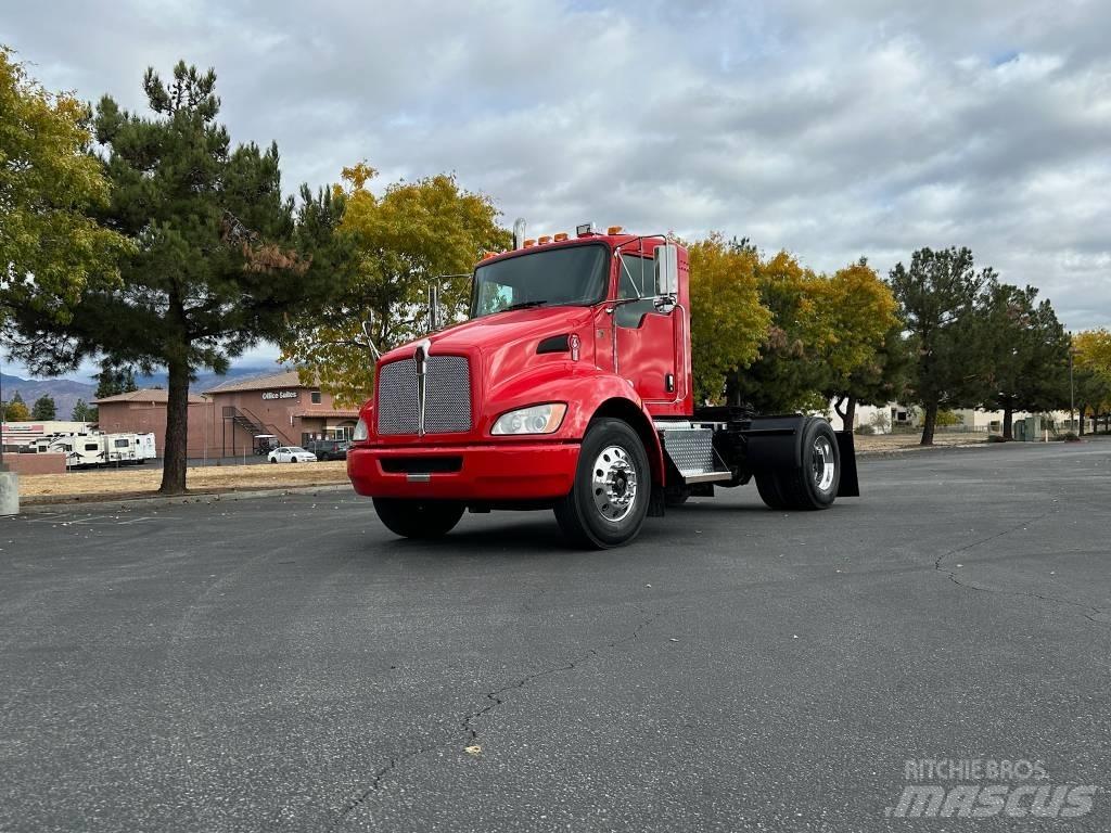Kenworth T370 Truck Tractor Units