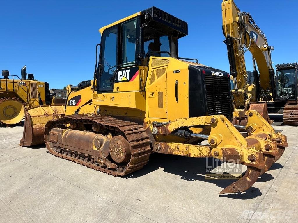 CAT 973D Crawler FEL's