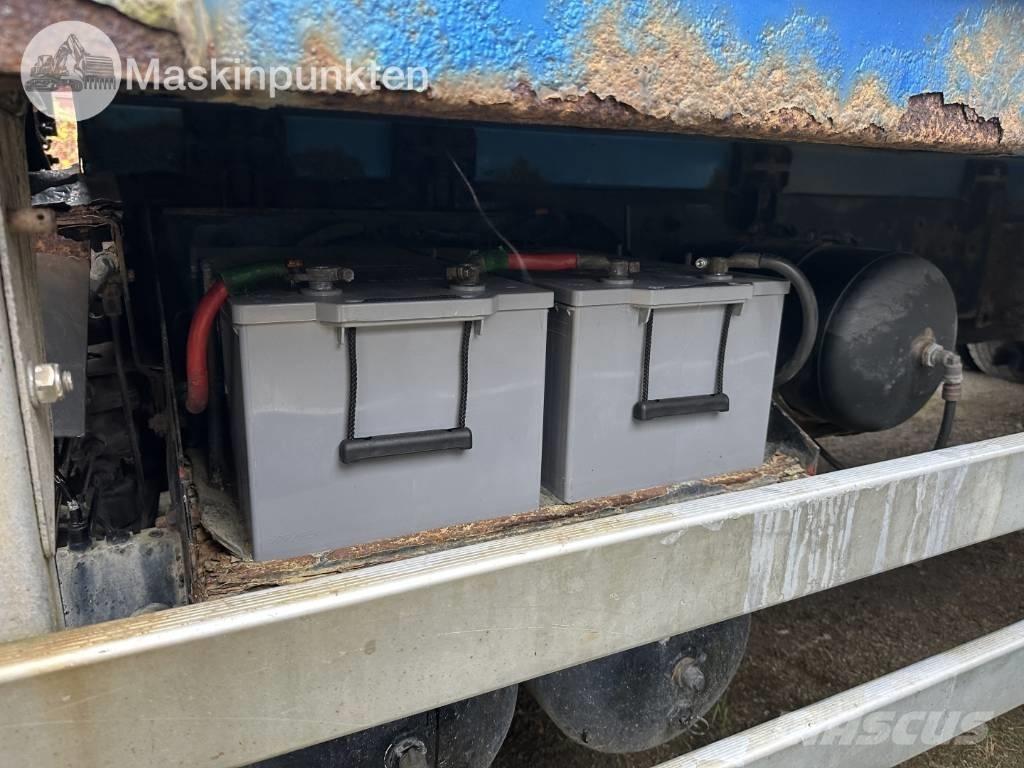 Volvo FH 12 Livestock carrying trucks