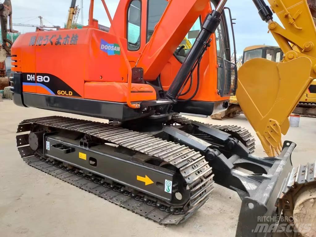 Doosan DH 80 Midi excavators  7t - 12t