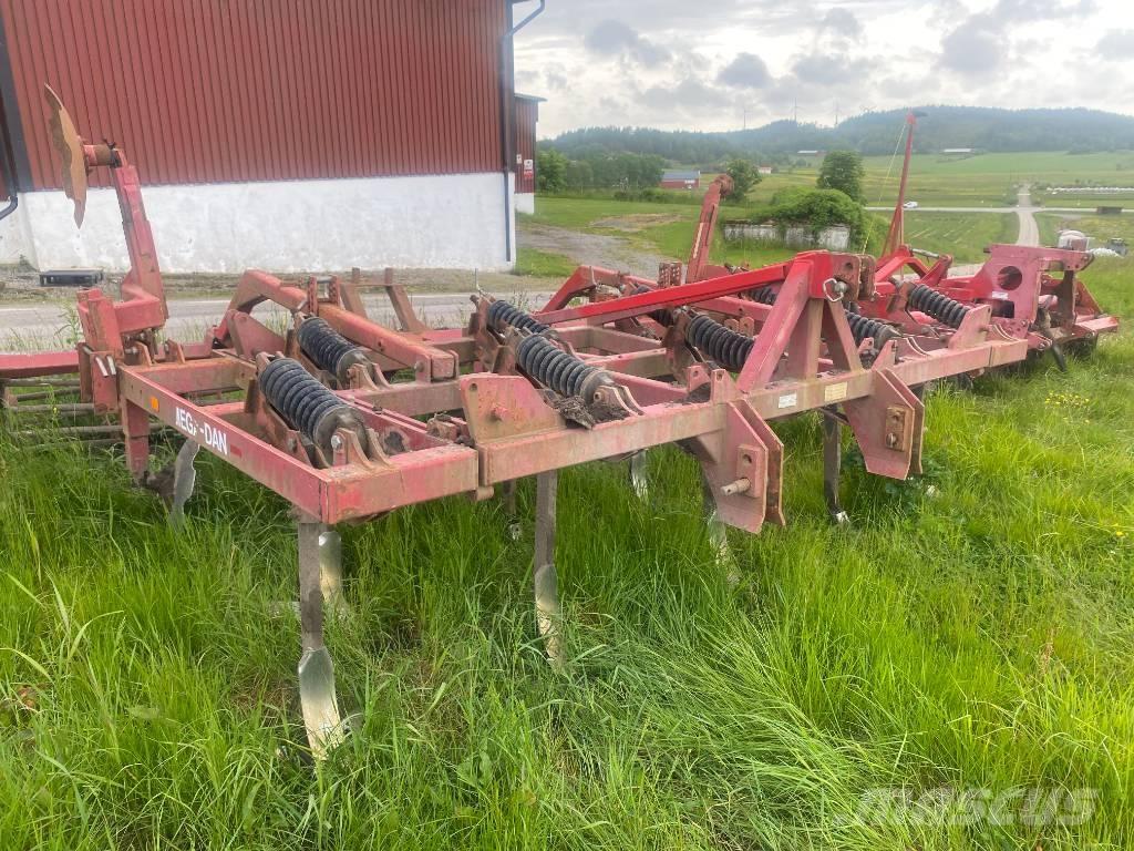 He-Va Megadan Cultivators