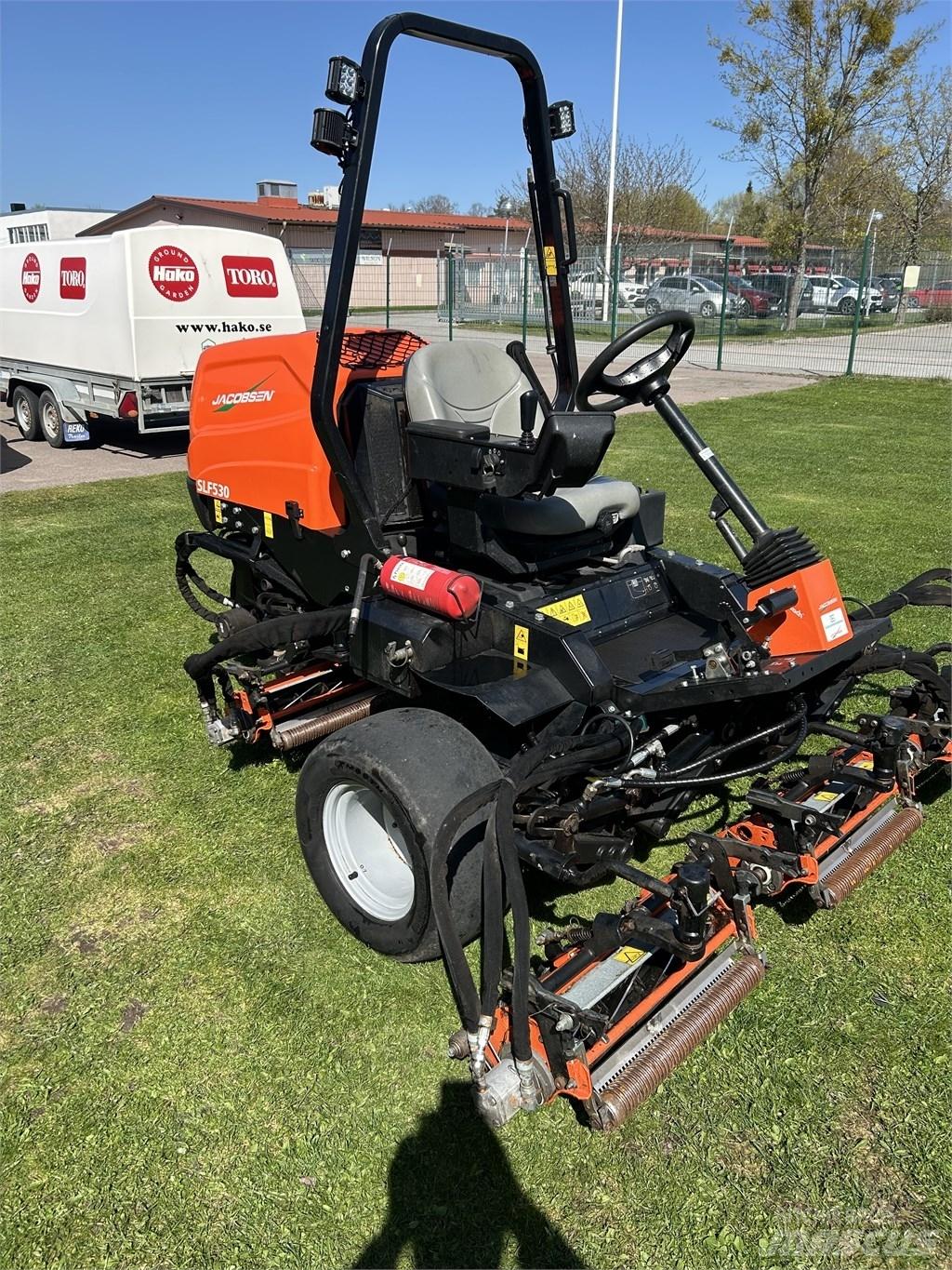 Jacobsen SLF530 Fairway mowers