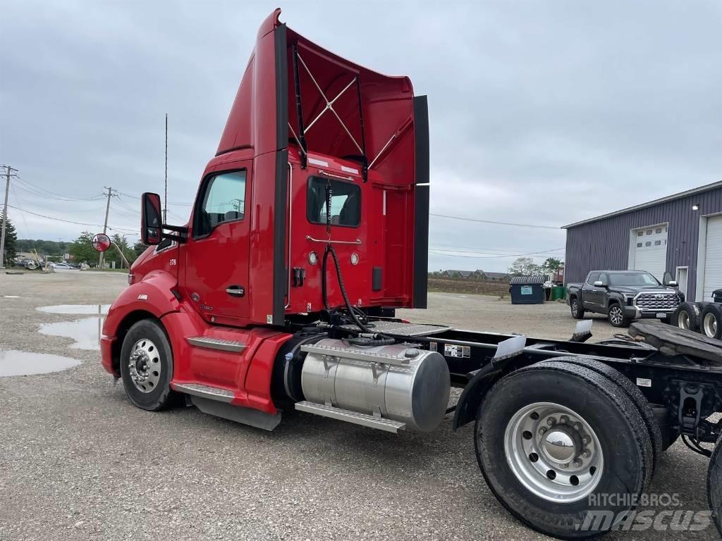 Kenworth T 680 Truck Tractor Units