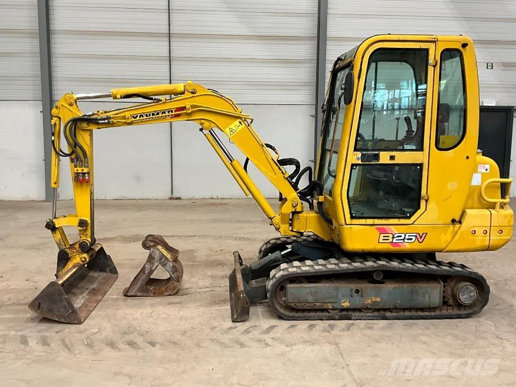 Yanmar B 25 V Mini excavators < 7t