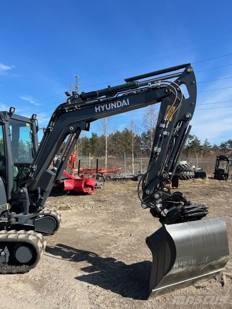 Hyundai HX55 ACR Mini excavators < 7t