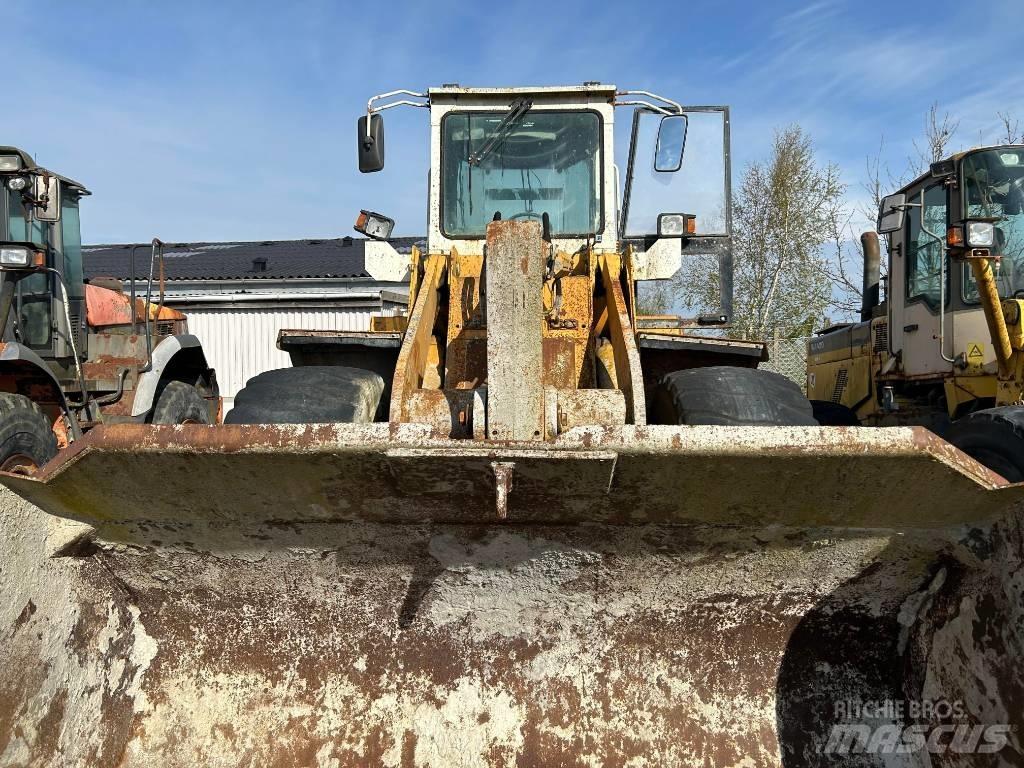 Liebherr L 551 Wheel loaders