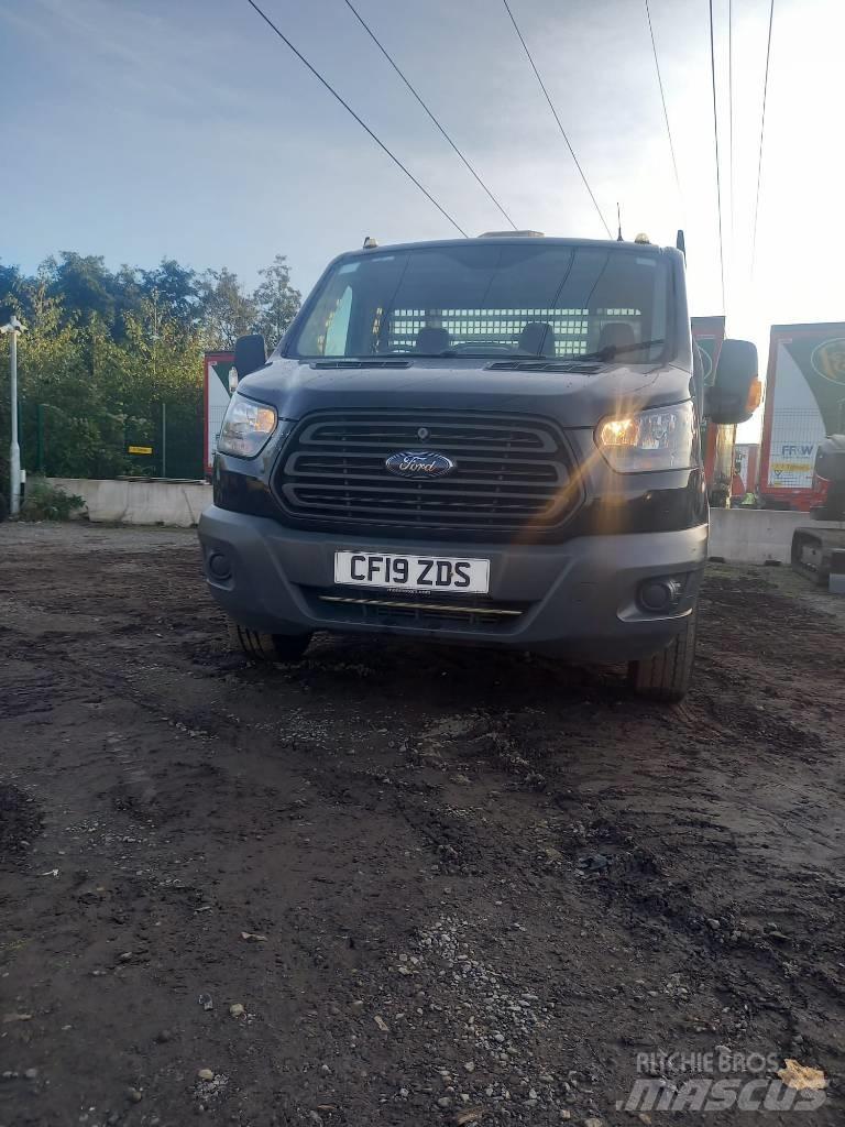 Ford Transit 350 Flatbed/Dropside trucks