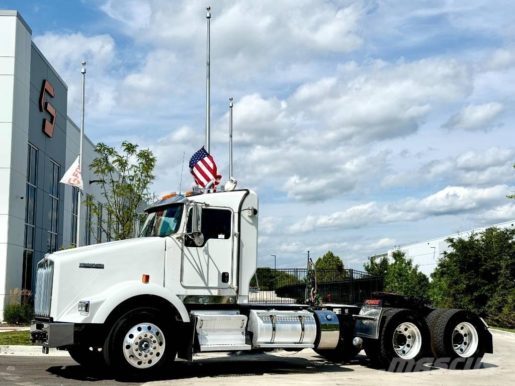 Kenworth T 800 Truck Tractor Units
