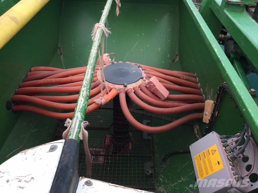 John Deere 750 A Combination drills