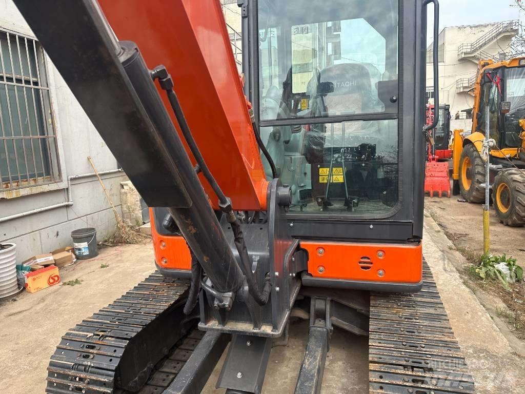 Hitachi ZX68USR-5A Mini excavators < 7t