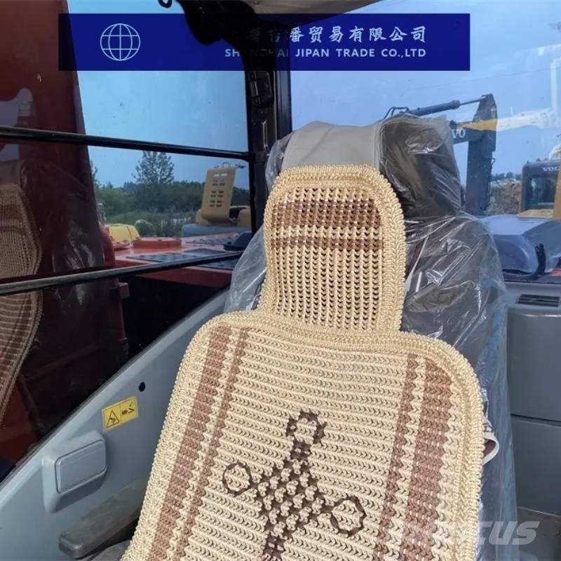 Hitachi ZX 210 Crawler excavators