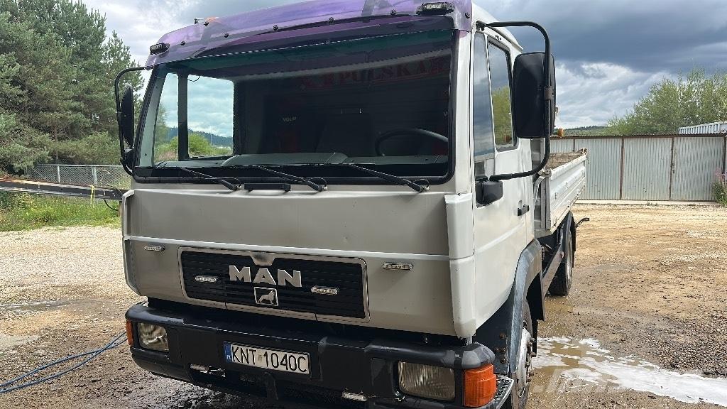MAN L 2000. 10.163 Tipper trucks