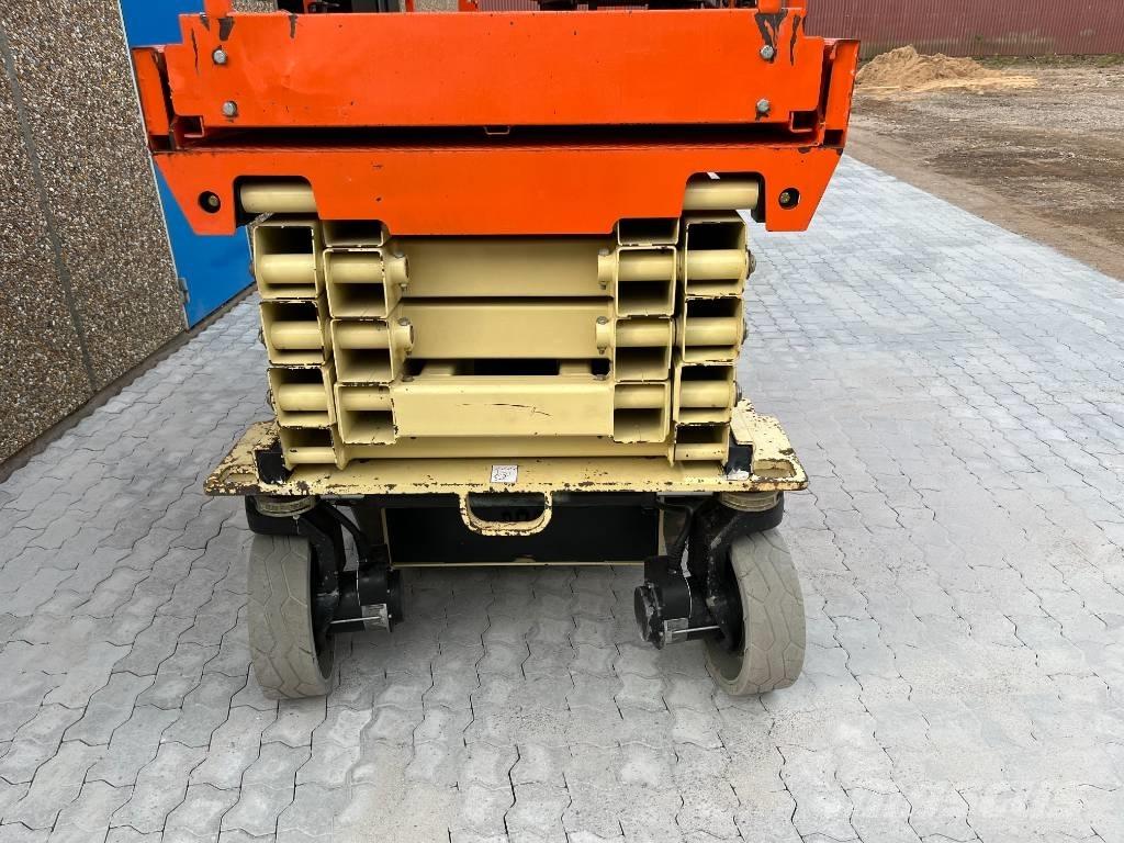 JLG 3246 ES Scissor lifts