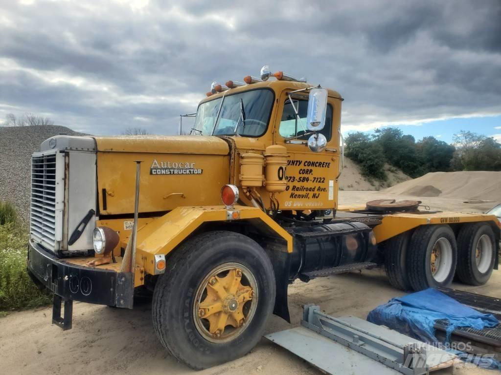 Autocar DC9964 Flatbed/Dropside trucks