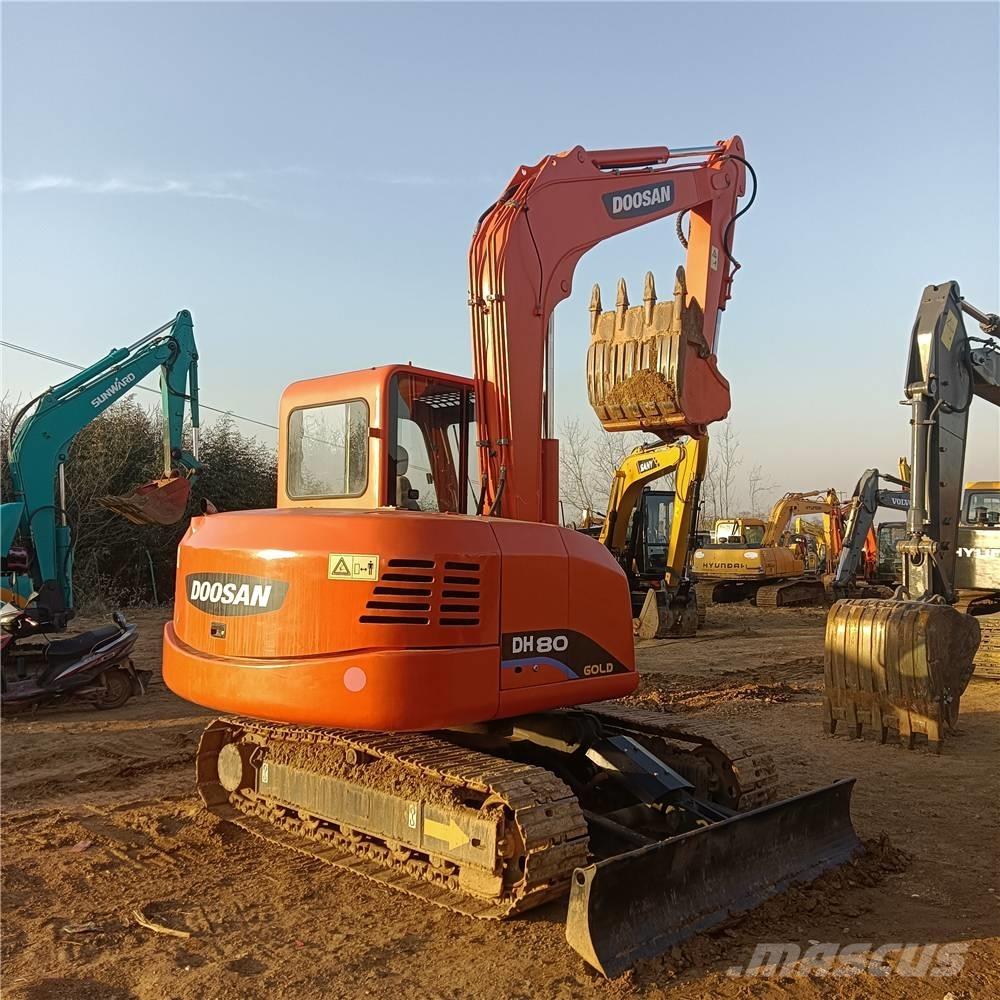 Doosan DH80G Midi excavators  7t - 12t