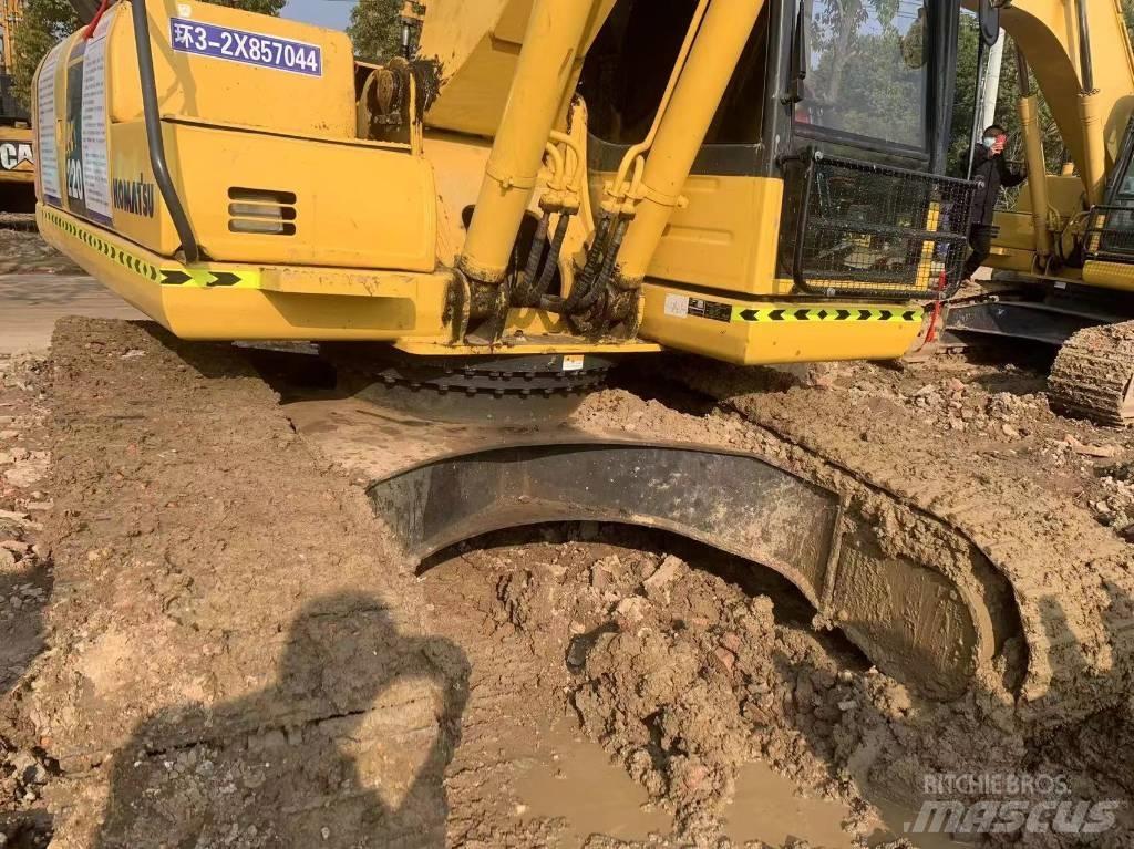 Komatsu PC 220-8M0 Crawler excavators